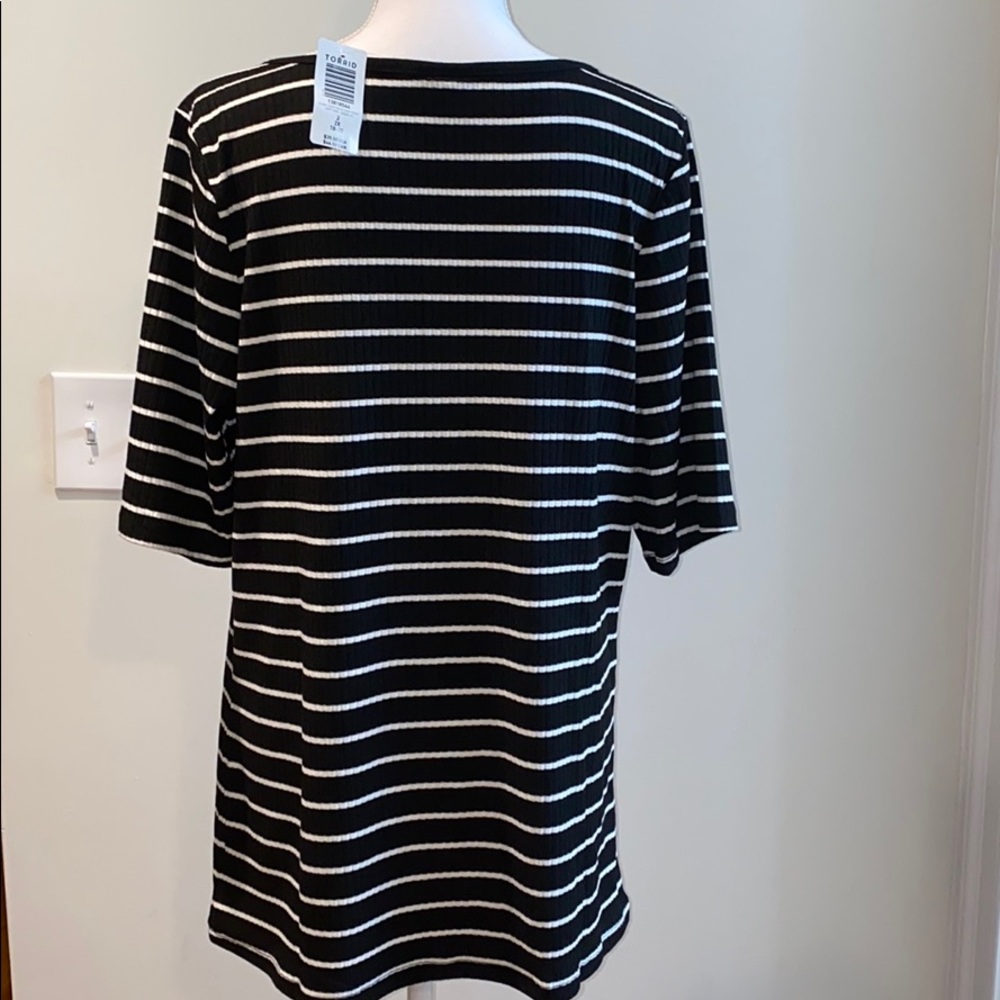 Torrid  Henley - Picture 5 of 7